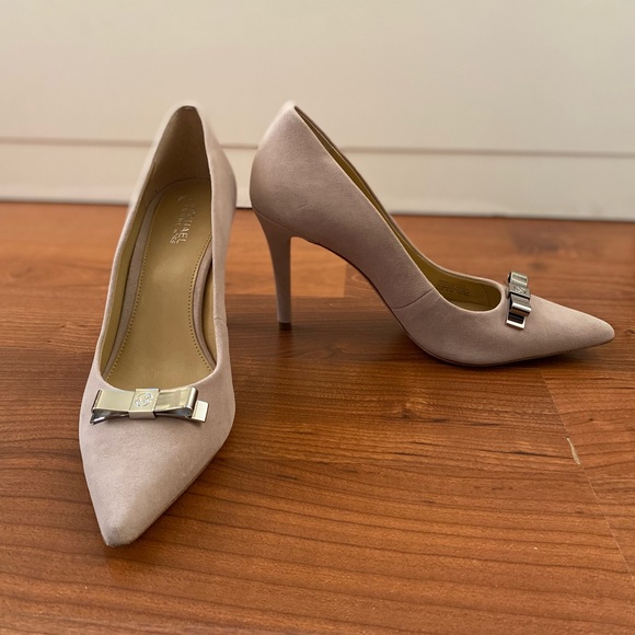 NWT Authentic Michael Kors stilettos - Picture 4 of 8